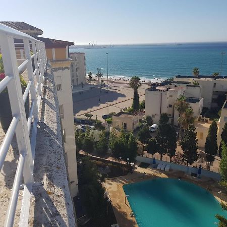 Appartement 2 Chbres Bord De Mer Avec Option Piscine Ete Avec Wifi Sur Corniche De Tanger Luaran gambar