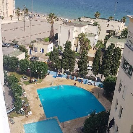 Appartement 2 Chbres Bord De Mer Avec Option Piscine Ete Avec Wifi Sur Corniche De Tanger Luaran gambar